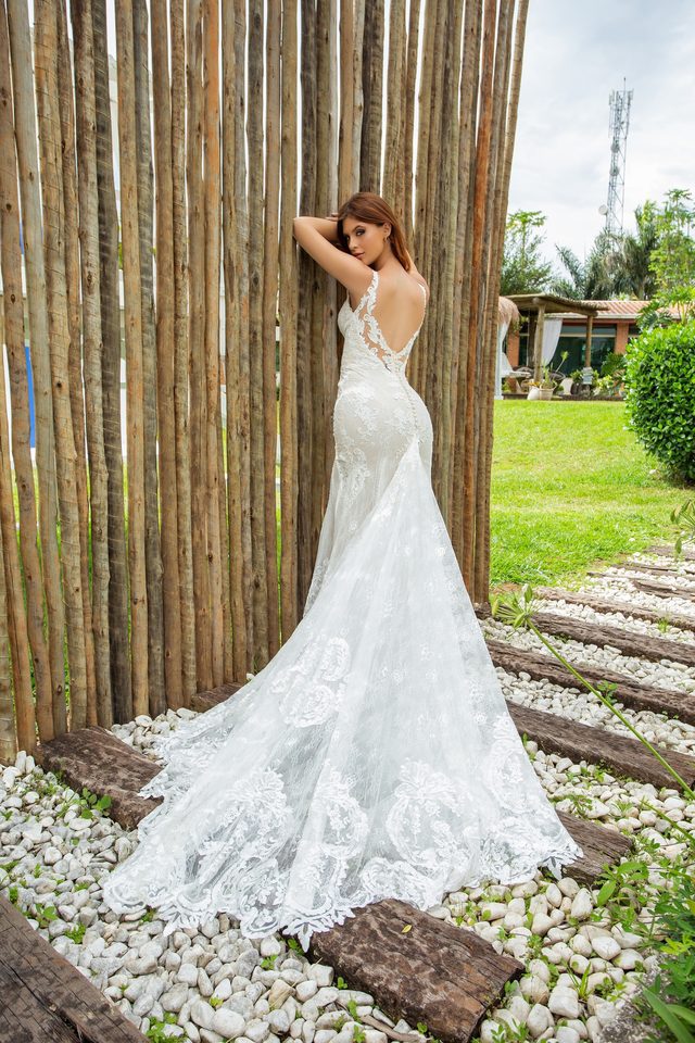 Vestido de Noiva Sereia em Renda com Cauda - Imagem 4