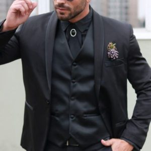 Terno Prada Summer com Gola Xale Sardenha Preto