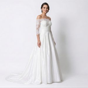 Vestido de Noiva com Corpete em Renda